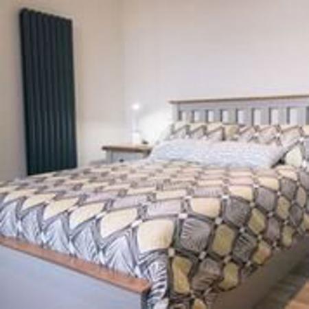 5 bedroom Property to let in Bells Square, S1 - July 2026