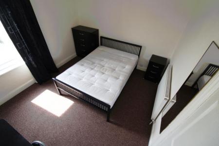 3 bedroom Property to let in S2 - City Road - 8am to 8pm Viewinsg