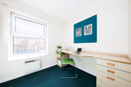 1 bedroom Property to let in S1 - Leadmil Point - Rooms Available