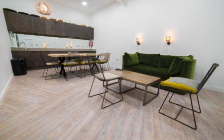 2 bedroom Property to let in 2 Bed Apartment, Union Street, S1