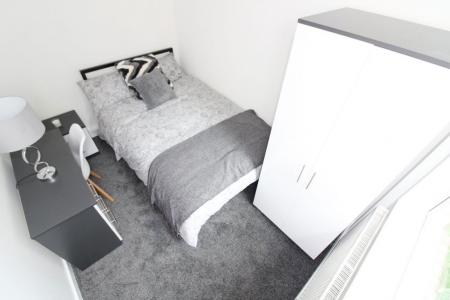 5 bedroom Property to let in S2 - Norfolk Park - Newly Renovated