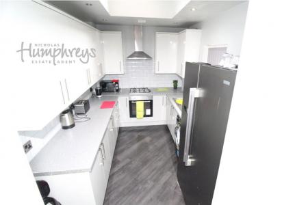 6 bedroom Property to let in Kearsley Road S2 - 8am to 8pm Viewings