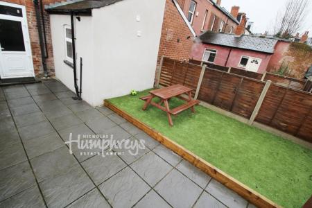 6 bedroom Property to let in Kearsley Road S2 - 8am to 8pm Viewings