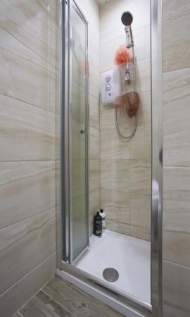 1 bedroom Property to let in S2 - Clarke Square - July 20256