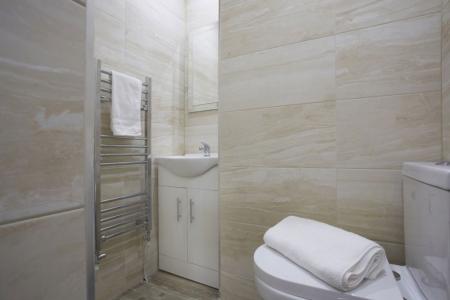 1 bedroom Property to let in S2 - Clarke Square - July 20256