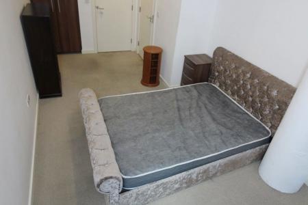 2 bedroom Property to let in S1 - Solly Place - 2 Bed , 2 Bath .