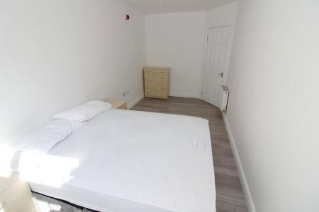 2 bedroom Property to let in S1 - West Street - Available Now