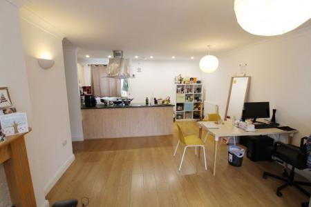 2 bedroom Property to let in S6 - Baxter Mews - 2 bed unfurnished flat