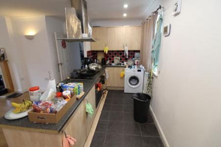 2 bedroom Property to let in S6 - Baxter Mews - 2 bed unfurnished flat