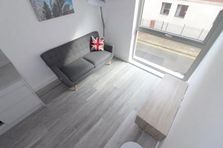 1 bedroom Property to let in S3 - Henry Street - available NOW