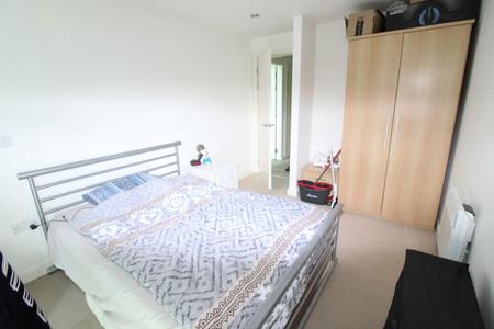 1 bedroom Property to let in S1- City Centre Flat - Solly Street