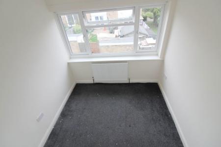 4 bedroom Property to let in Ironside Road - S14 - Available Now