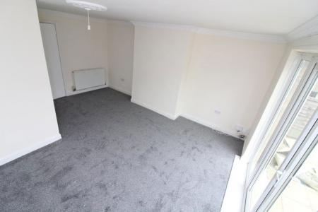 4 bedroom Property to let in Ironside Road - S14 - Available Now
