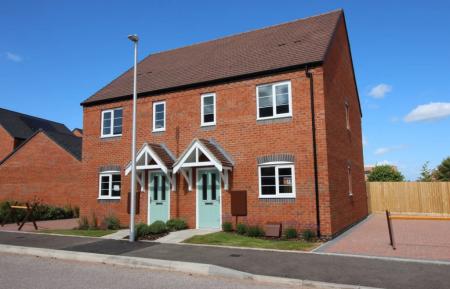 2 bedroom Terraced House for sale in Meadowside Vie, Alton, Stoke-On-Trent, ST10