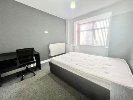 4 bedroom Terraced House to let in Ashford Street, Shelton, Stoke-On-Trent, ST4