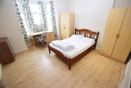 6 bedroom House share to let in Ashford Street, Shelton, Stoke-On-Trent, ST4