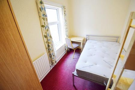 6 bedroom House share to let in Ashford Street, Shelton, Stoke-On-Trent, ST4