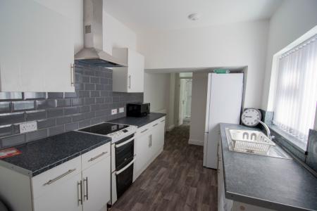 5 bedroom House share to let in Ashford Street, Shelton, Stoke-On-Trent, ST4