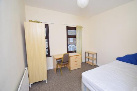 3 bedroom Terraced House to let in Beresford Street, Shelton, Stoke-On-Trent, ST4