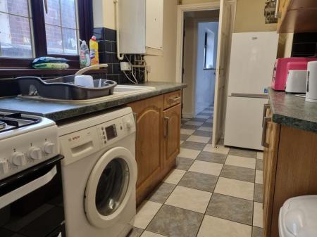 3 bedroom Terraced House to let in Beresford Street, Shelton, Stoke-On-Trent, ST4