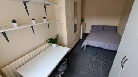 5 bedroom Terraced House to let in Boughey Road, Shelton, Stoke-On-Trent, ST4