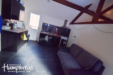 1 bedroom Studio flat to let in Cauldon Road, Shelton, Stoke-On-Trent, ST4