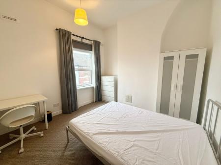 3 bedroom House share to let in Elgin Street, Shelton, Stoke-On-Trent, ST4