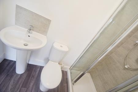 5 bedroom Terraced House to let in Leek Road, Joiners Square, Shelton, Stoke-On-Trent, ST1