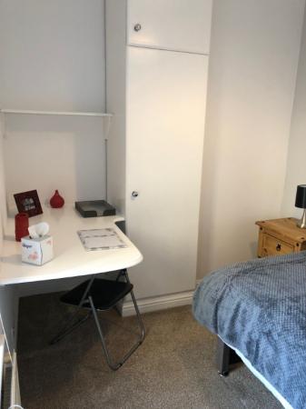 5 bedroom Terraced House to let in Queen Anne Street, Stoke-On-Trent, ST4