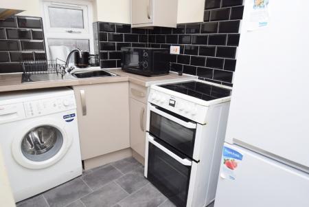 1 bedroom Studio flat to let in Regent Road, Hanley, ST1