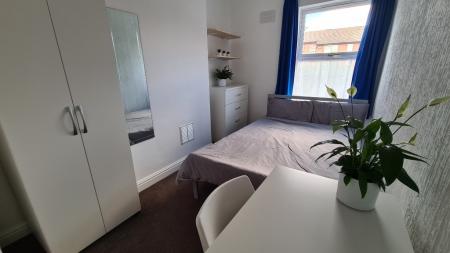 5 bedroom Terraced House to let in Seaford Street, Shelton, Stoke-On-Trent, ST4