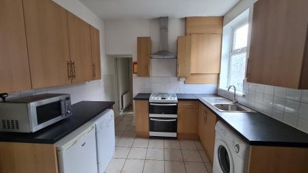 5 bedroom Terraced House to let in Seaford Street, Shelton, Stoke-On-Trent, ST4