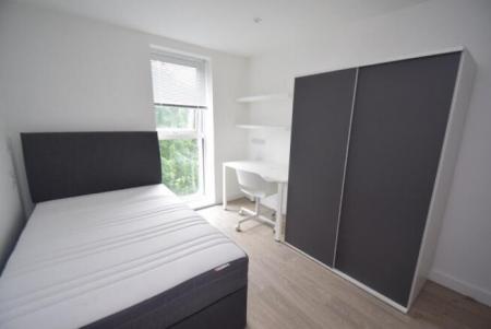 1 bedroom Apartment to let in 128 London Road, Newcastle-Under-Lyme, ST5