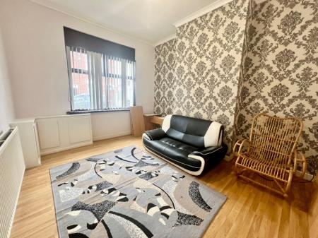 4 bedroom House share to let in Seaford Street, Stoke-On-Trent, ST4