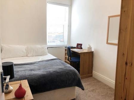 4 bedroom House share to let in Guildford Street, Shelton, Stoke-On-Trent, ST4