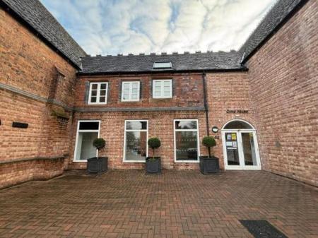 1 bedroom Studio flat to let in Orme Road, Newcastle-Under-Lyme, ST5