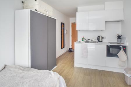 London Road, Newcastle-Under-Lyme, ST5