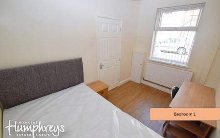 3 bedroom Terraced House to let in Beresford Street, Shelton, Stoke-On-Trent, ST4