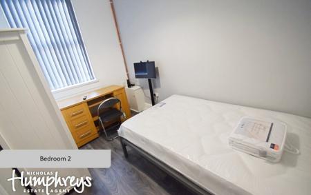 4 bedroom Terraced House to let in Cauldon Road, Shelton, Stoke-On-Trent, ST4