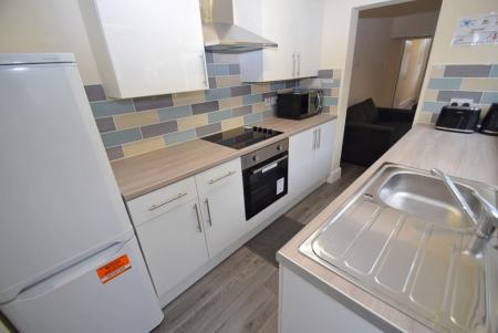3 bedroom Terraced House to let in Crowther Street, Shelton, Stoke-On-Trent, ST4