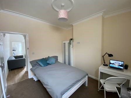 3 bedroom House share to let in Darnley Street, Shelton, Stoke-On-Trent, ST4