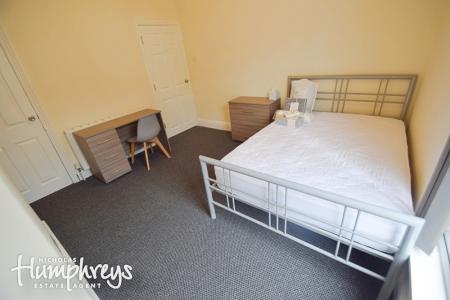 3 bedroom Terraced House to let in Watford Street, Shelton, Stoke-On-Trent, ST4