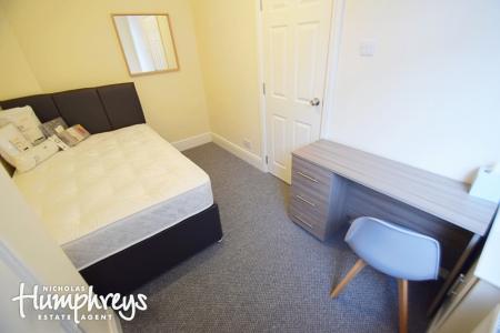 3 bedroom Terraced House to let in Watford Street, Shelton, Stoke-On-Trent, ST4