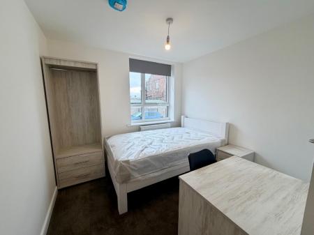 6 bedroom Flat to let in Havelock Place, Stoke-On-Trent, ST1