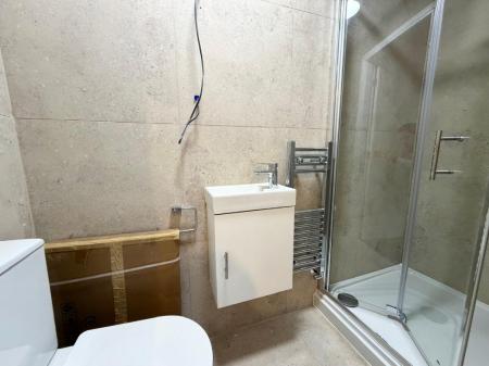 6 bedroom Flat to let in Havelock Place, Stoke-On-Trent, ST1