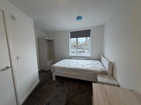 6 bedroom Flat to let in Havelock Place, Stoke-On-Trent, ST1