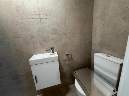 6 bedroom Flat to let in Havelock Place, Stoke-On-Trent, ST1