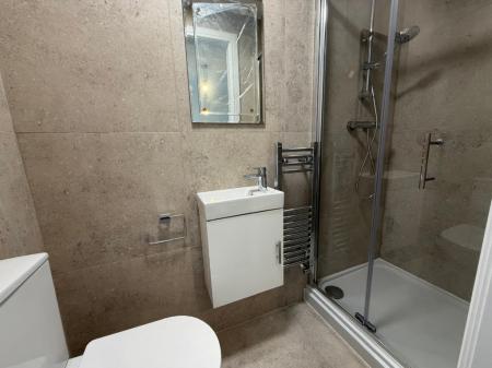 6 bedroom Flat to let in Havelock Place, Stoke-On-Trent, ST1