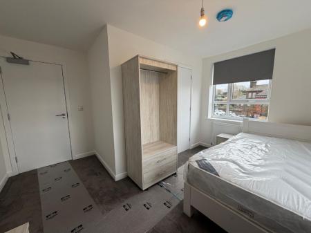 6 bedroom Flat to let in Havelock Place, Stoke-On-Trent, ST1