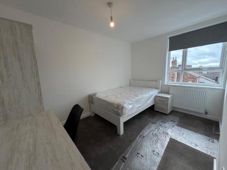 6 bedroom Flat to let in Havelock Place, Stoke-On-Trent, ST1